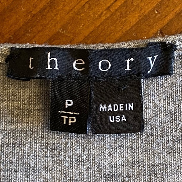 Theory Shirt Small knit long sleeve Pleat Detail Asymmetrical Gray Crew - Picture 11 of 13